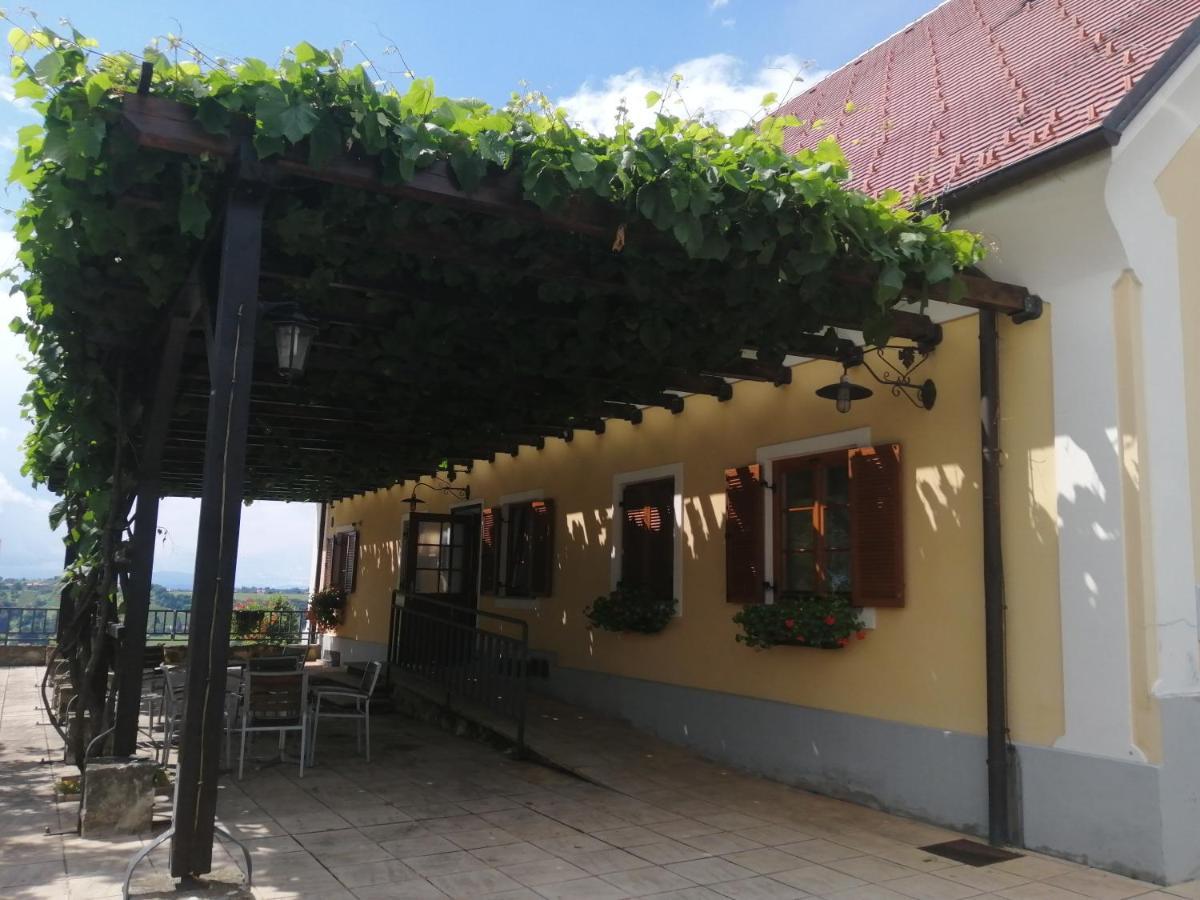Apartmaji Svetinje Lägenhet Ivanjkovci Exteriör bild